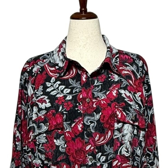 Crofts & Barrow Tops - Croft & Barrow Top Shirt Womans 3X Red Black Floral Button Up 3/4 Sleeve Blouse